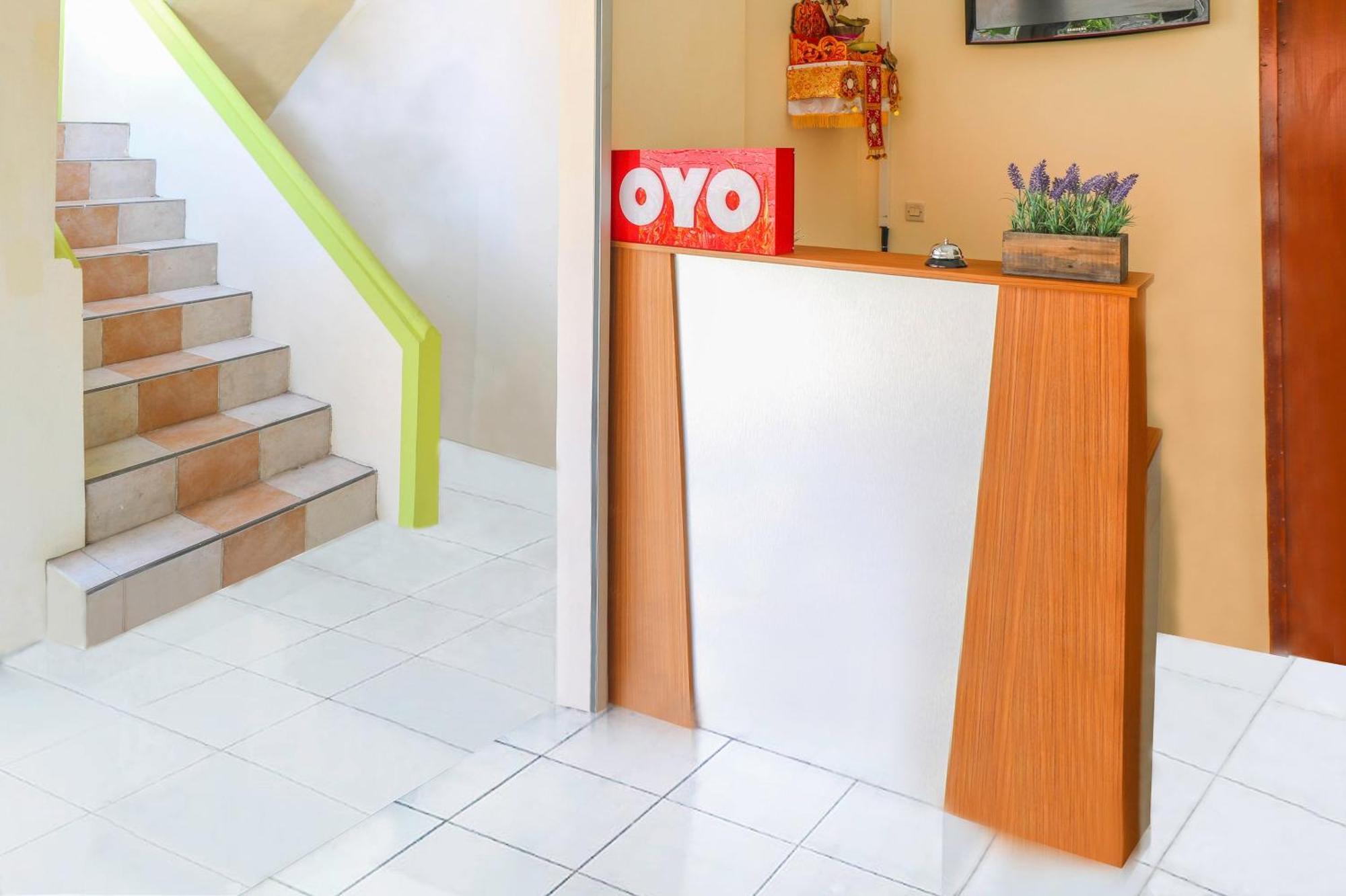Legian Oyo 2184 Nan Berlian Inn מראה חיצוני תמונה